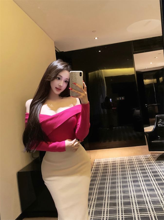 Off-Shoulder Tee & Maxi Pencil Skirt Set