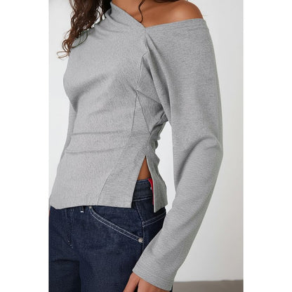 Asymmetric Slit Tee with Extended Sleeves