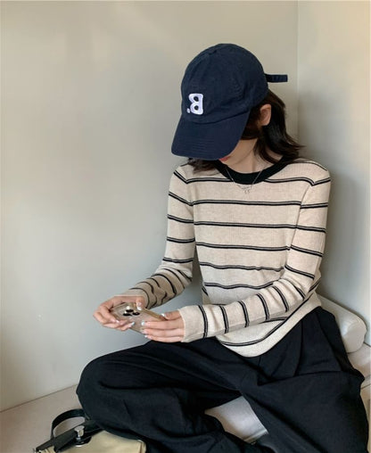 Ribbed Knit Crew Neck Striped Pullover