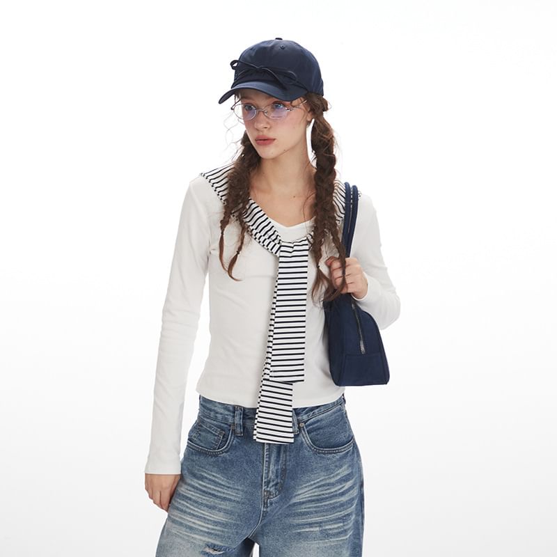 Striped V-Neck Tie-Front Fitted Tee with Long Sleeves