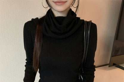 Hooded Knit Top with Turtleneck and Long Sleeves