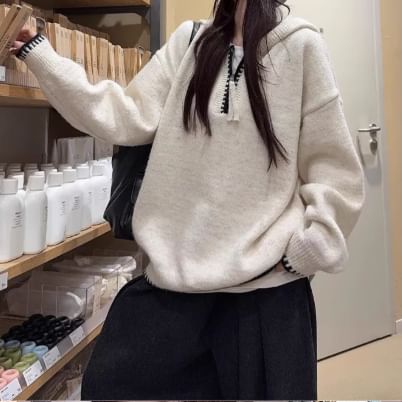 Contrast Trim Hooded Half-Zip Pullover