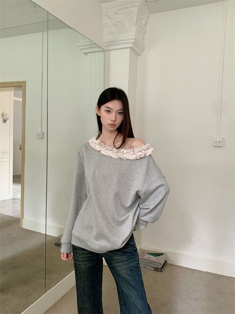 Asymmetric Ruffle Sweatshirt with One Shoulder