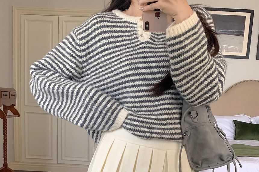 Knitted High-Waist Pleated A-Line Mini Skirt
