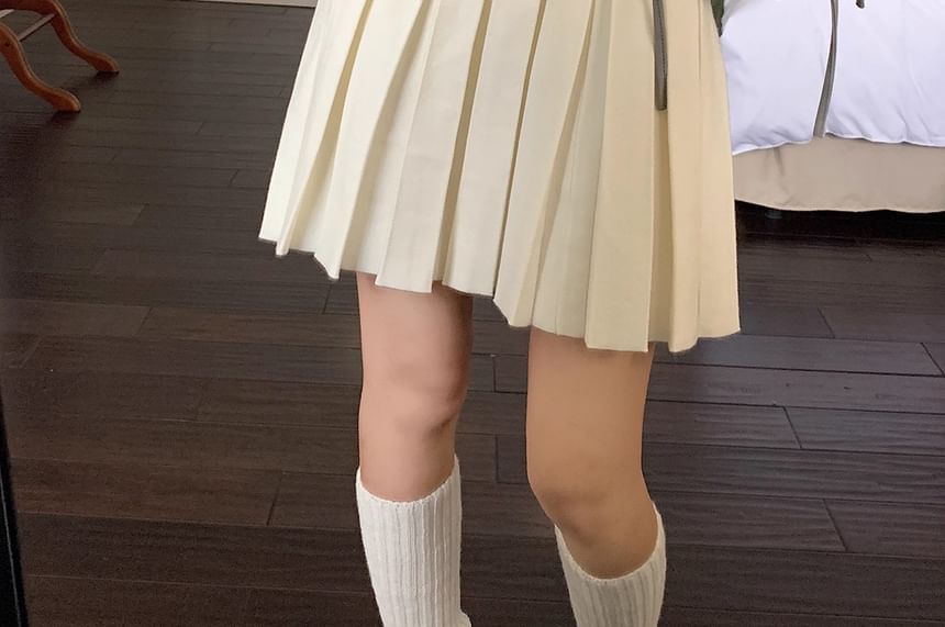 Knitted High-Waist Pleated A-Line Mini Skirt