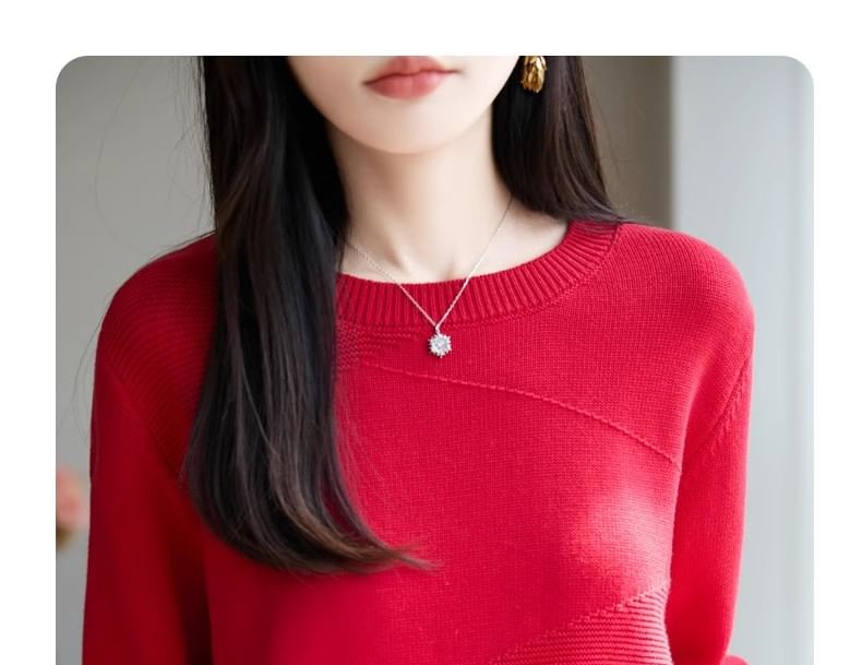 Ribbed Knit Crew Neck Sweater in Solid