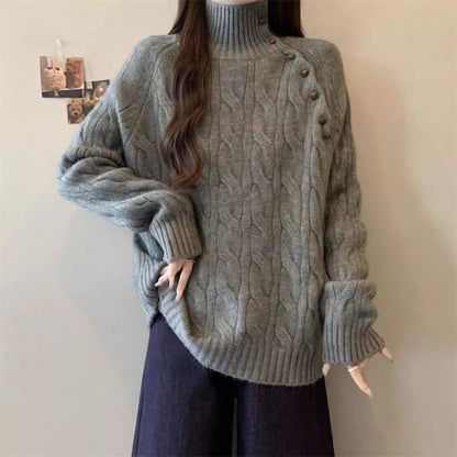 Classic Cable Knit Crew Neck Pullover in Solid Tone