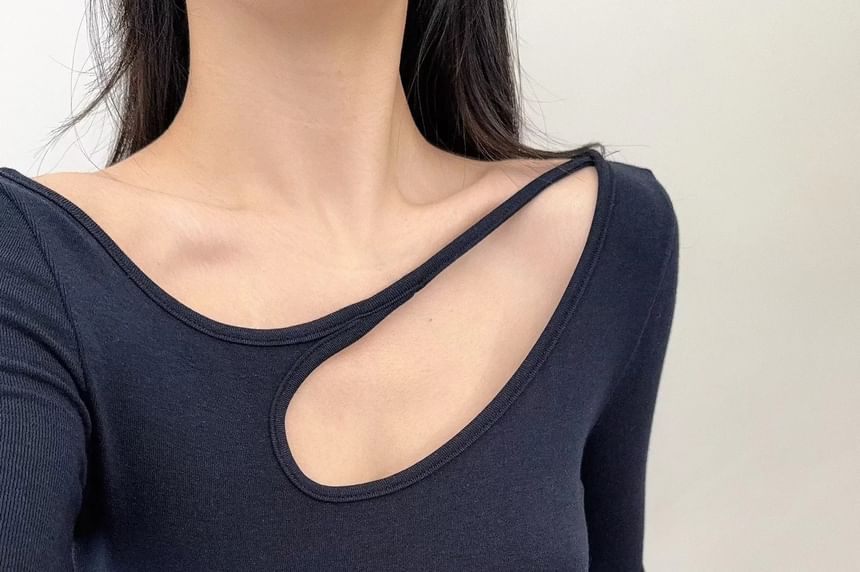 Asymmetrical Neck Cutout Slim Fit Long Sleeve Tee