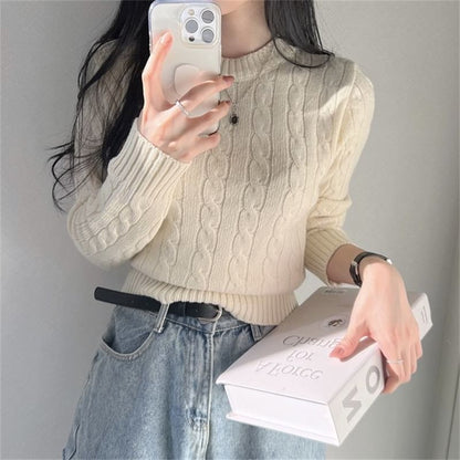 Cropped Cable Knit Round Neck Sweater