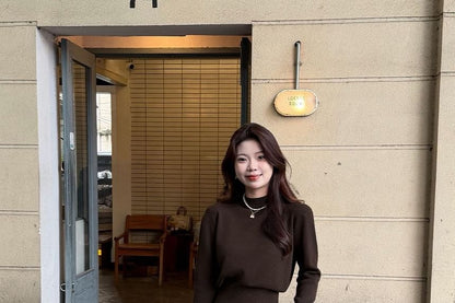 Plain Knit Pullover with Mock Neck