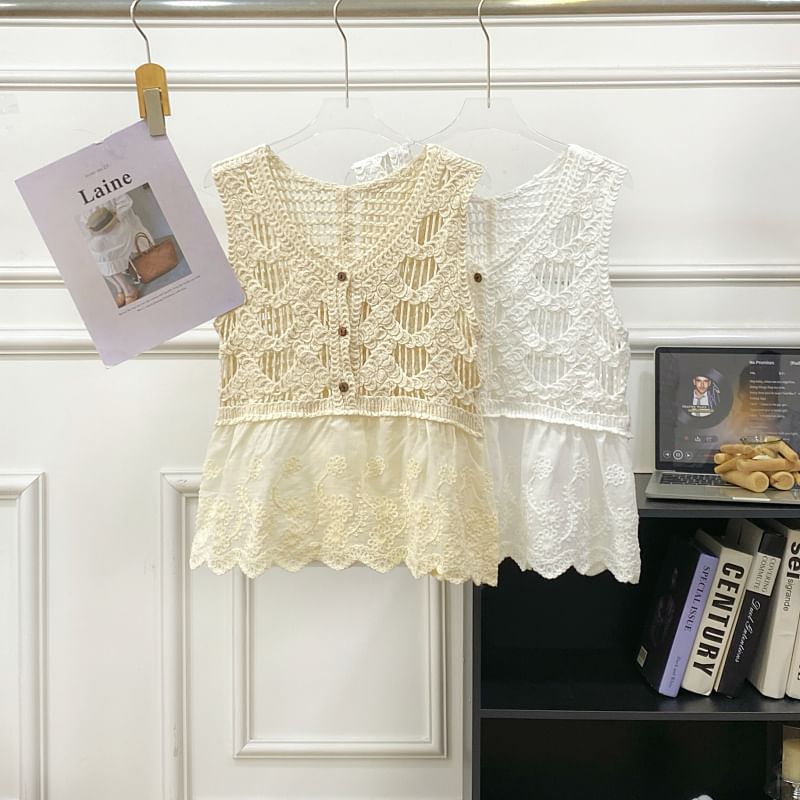 Crochet Lace Trim Sleeveless Top with V-Neck