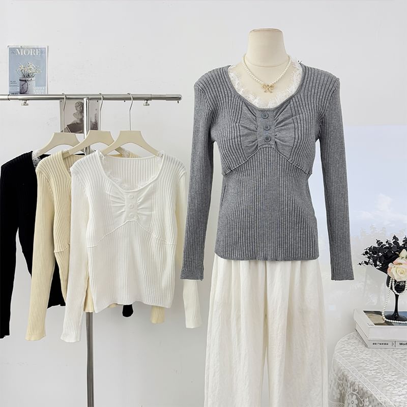 Round Neck Ruched Knit Top with Lace Panels