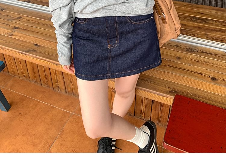 Off-Shoulder Long Sleeve Basic Top