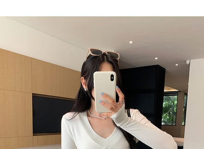 Classic V-Neck Long Sleeve Tee