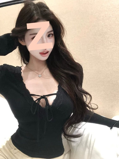 V-Neck Lace Trim Tie Front Crop Tee with Long Sleeves