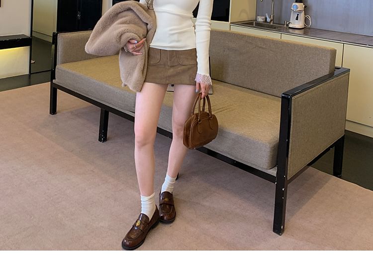Long-Sleeve V-Neck Plain Lace Trim Ribbed Knit Top
