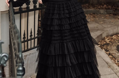 Mock Two-Piece Cold-Shoulder Lace Paneled T-Shirt / Choker / High Waist Midi A-Line Layered Skirt / Set