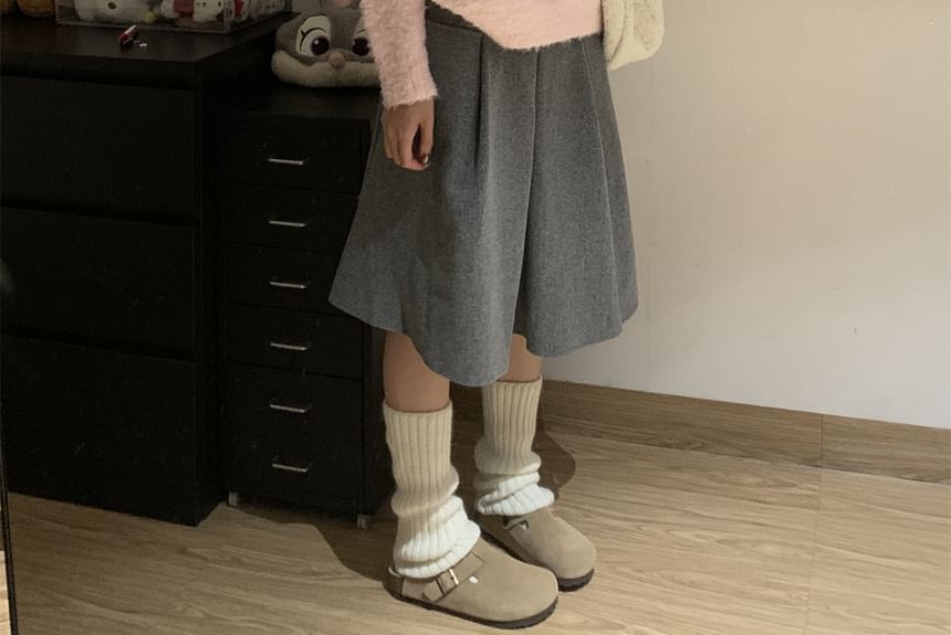 Crew Neck Fleece Sweater & Mid-Rise A-Line Midi Skirt Set