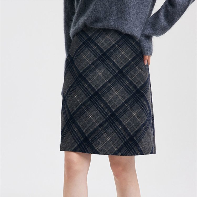 Mid Rise Tartan Pencil Skirt