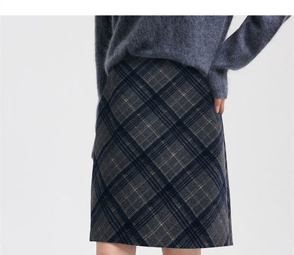 Mid Rise Tartan Pencil Skirt