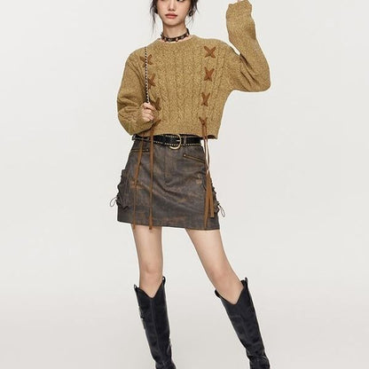Crew Neck Plain Lace-Up Cropped Sweater