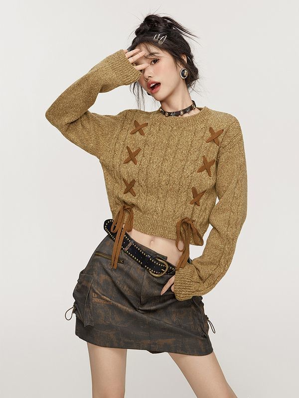 Crew Neck Plain Lace-Up Cropped Sweater