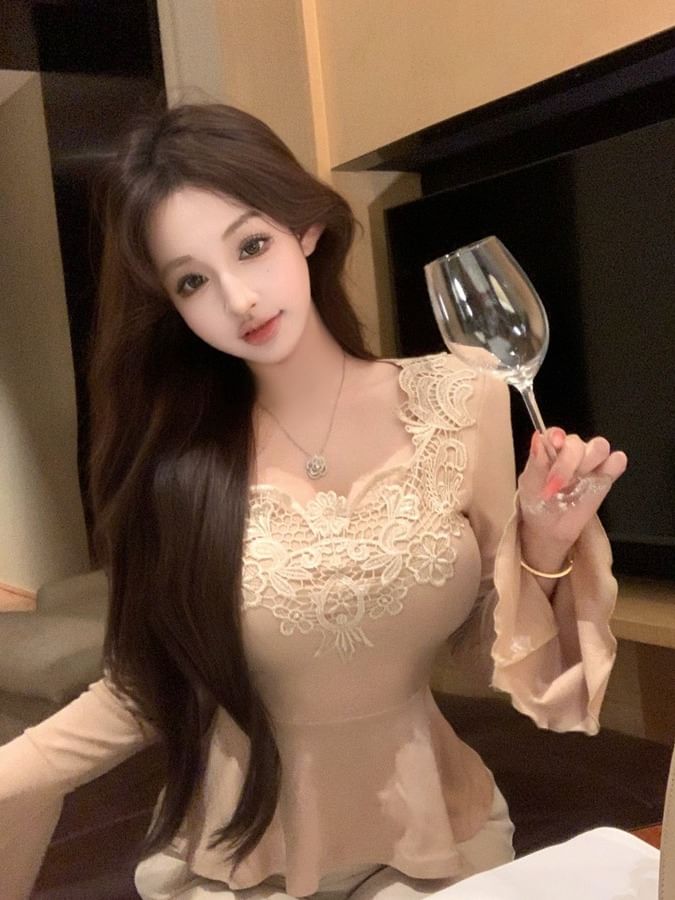 Long-Sleeve Lace Panel Flowy Top