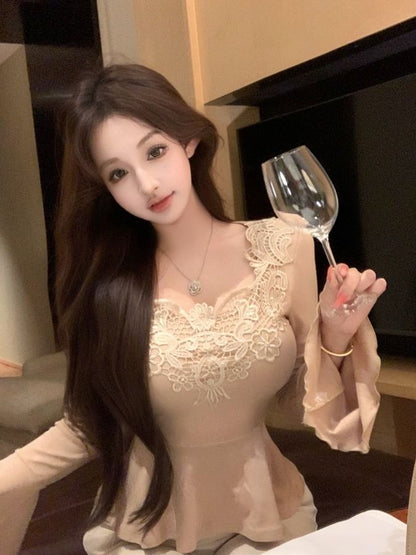 Long-Sleeve Lace Panel Flowy Top