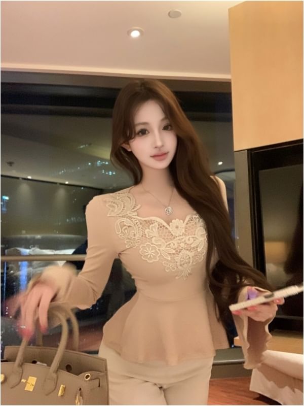 Long-Sleeve Lace Panel Flowy Top