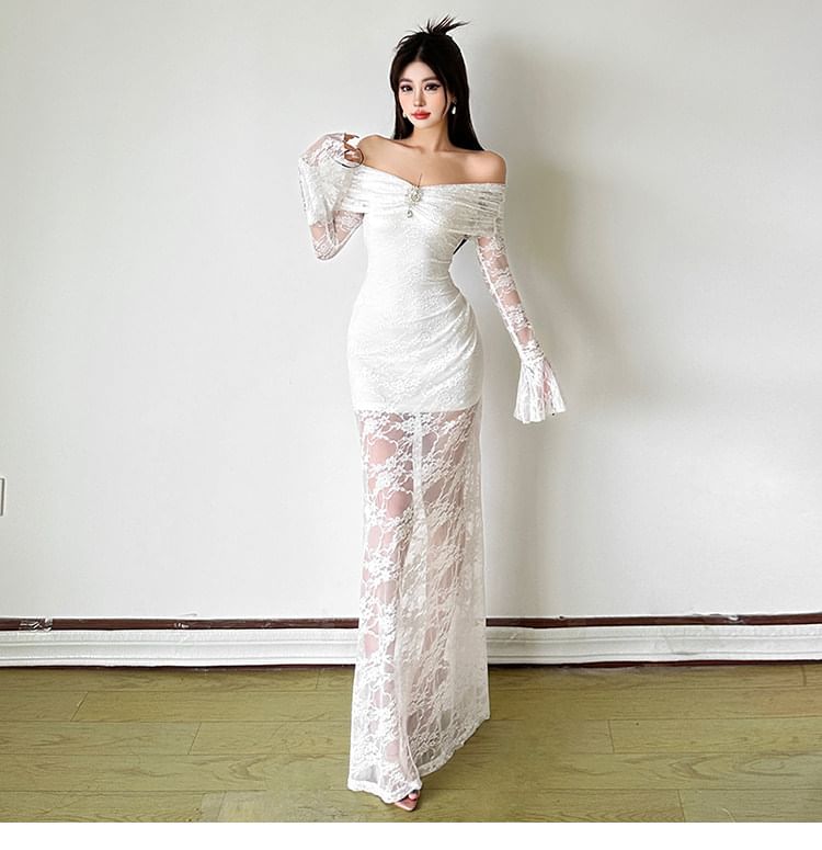 Long-Sleeve Off Shoulder Lace Maxi Sheath Dress