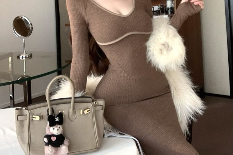 Long-Sleeve V-Neck Knit Maxi Sheath Dress