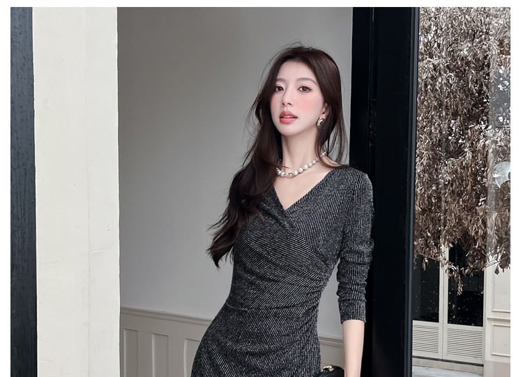 Long-Sleeve V-Neck Plain Maxi Sheath Dress