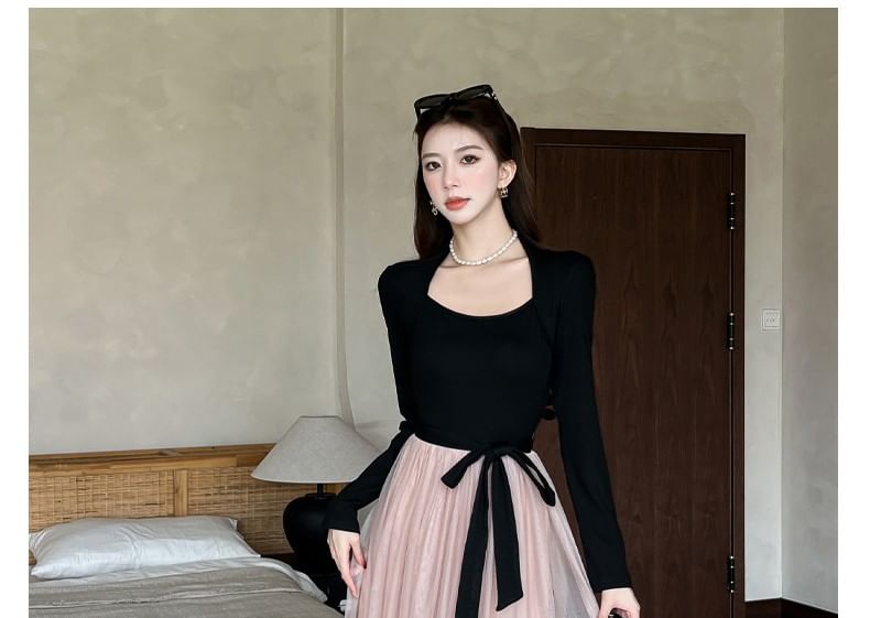 Long-Sleeve Queen Anne Neckline Mesh Maxi A-Line Dress