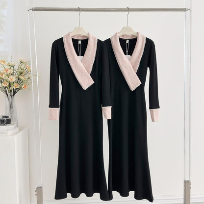 Long-Sleeve V-Neck Two Tone Knit Maxi Sheath Dress