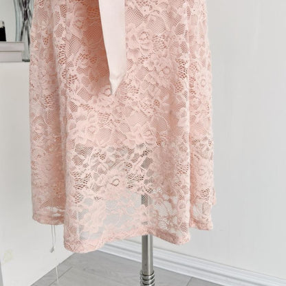 Long-Sleeve V-Neck Lace Maxi A-Line Dress