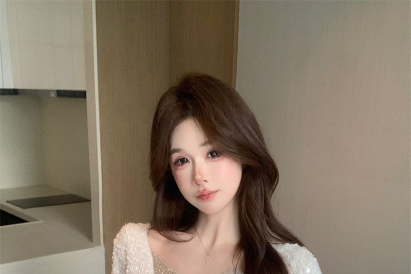 Sequin Chain Knit V-Neck Long Sleeve Top