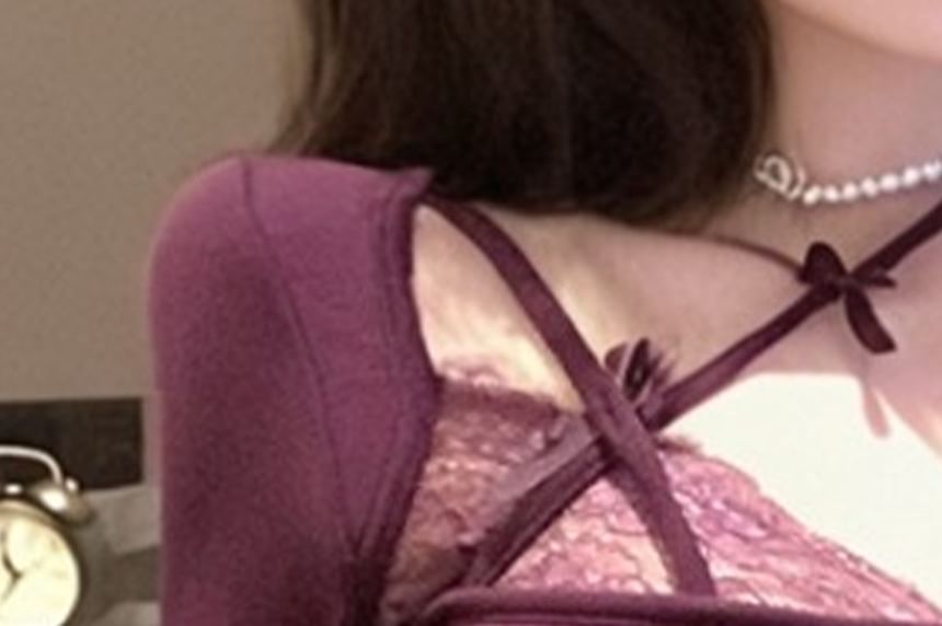 Long-Sleeve Halter Neck Asymmetrical Lace Panel Slit Crop Top