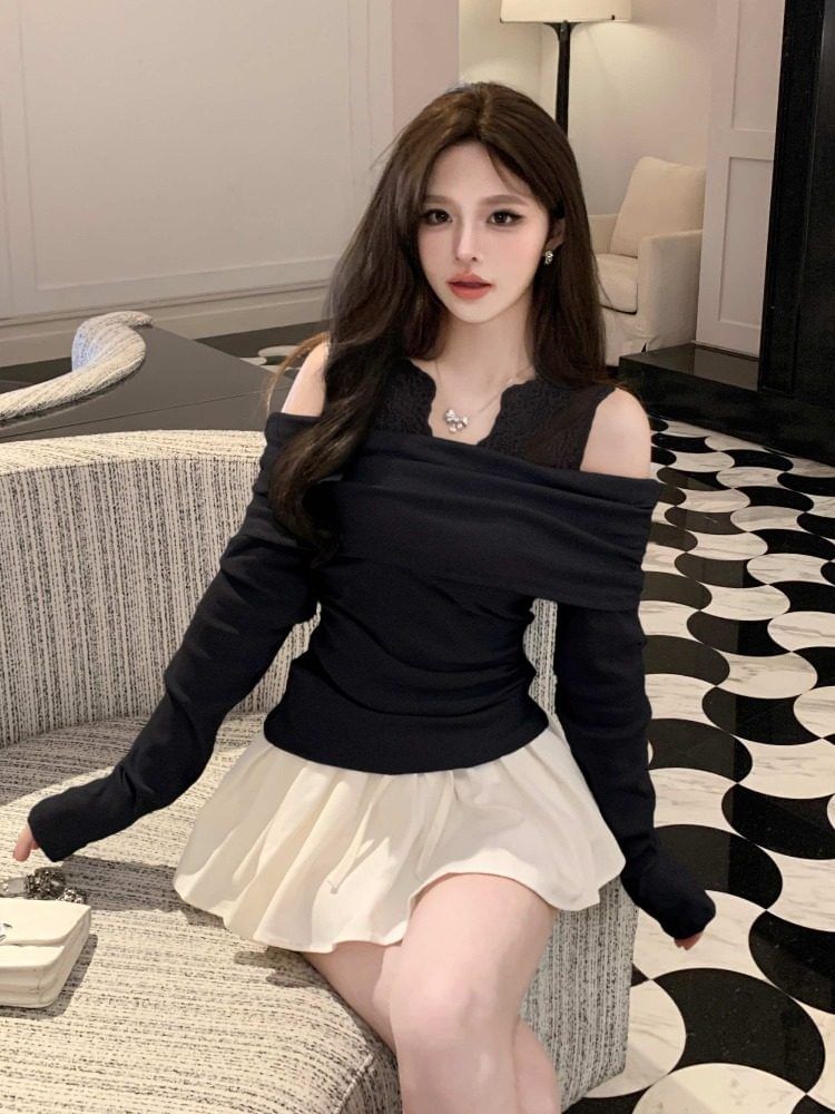 Mock Two-Piece Long-Sleeve V-Neck Cold Shoulder Lace Panel Ruched Top