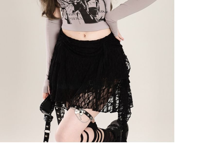 Mid-Rise Lace Asymmetrical A-Line Mini Skirt