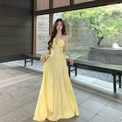 Halter-Neck Plain Shirred Keyhole Plain Maxi A-Line Dress