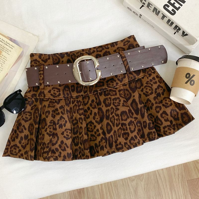 Leopard Print Pleated Mini Skirt