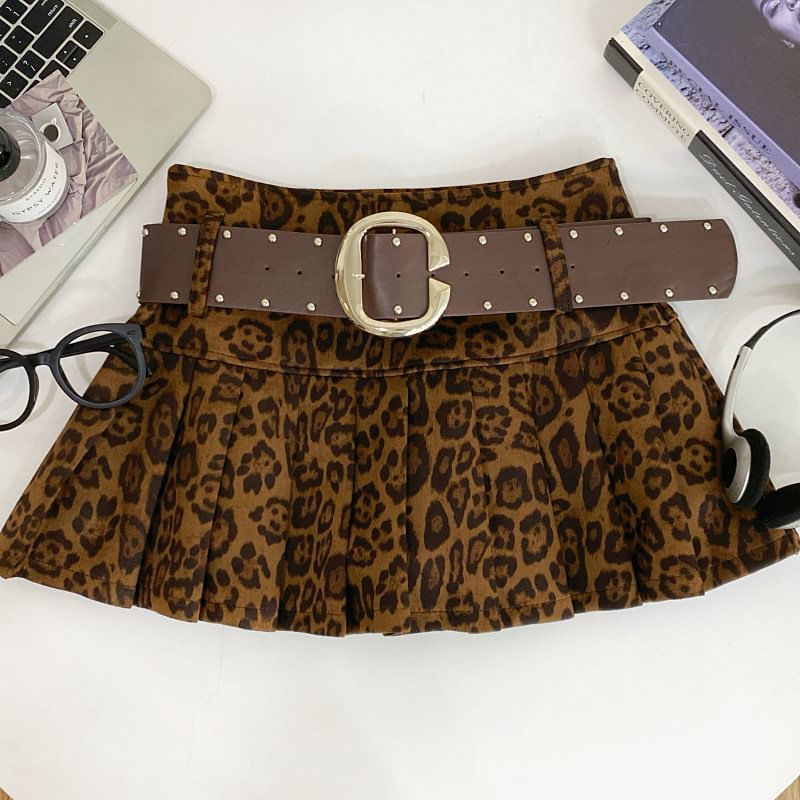 Leopard Print Pleated Mini Skirt