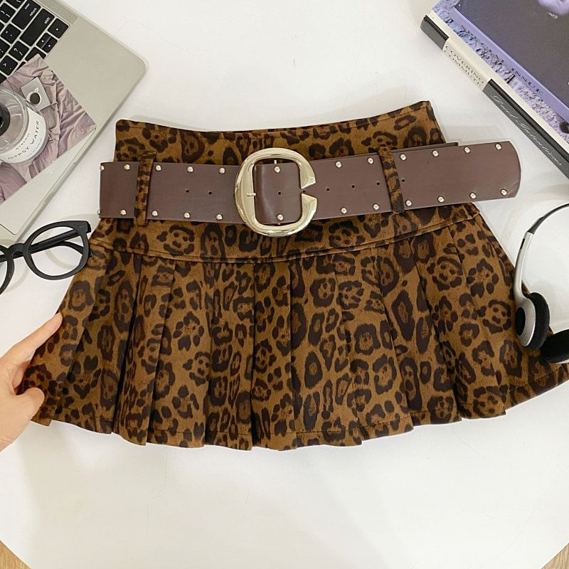 Leopard Print Pleated Mini Skirt