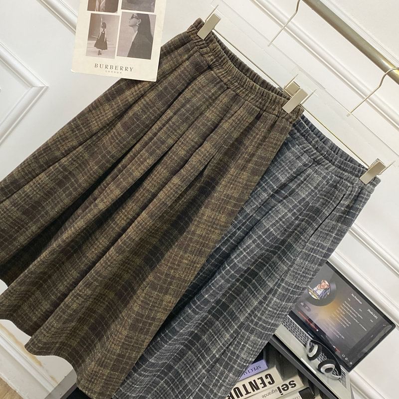 Plaid Pleated A-Line Maxi Skirt