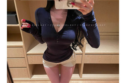 Half-Button V-Neck Slim-Fit Tee with Long Sleeves