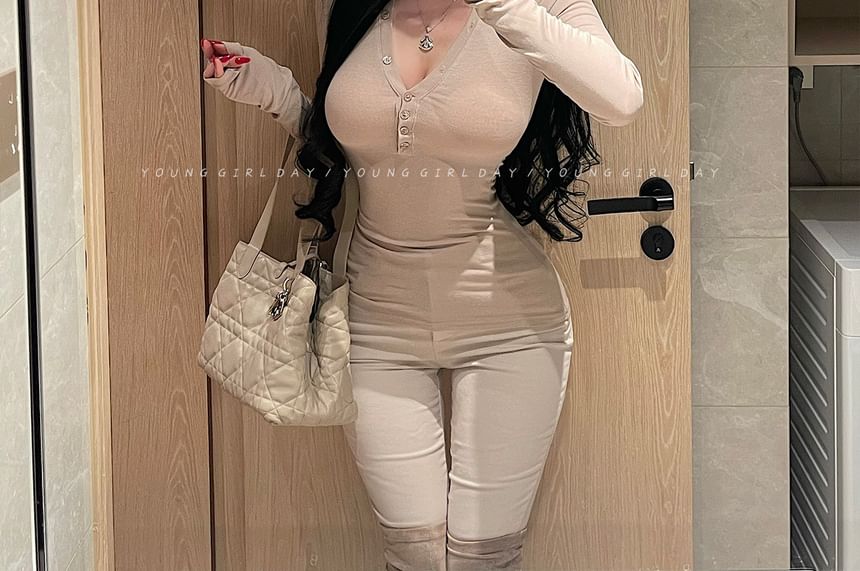 Half-Button V-Neck Slim-Fit Tee with Long Sleeves