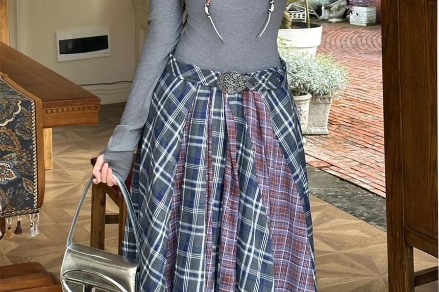 Long-Sleeve Henley Plaid Panel Maxi A-Line Dress