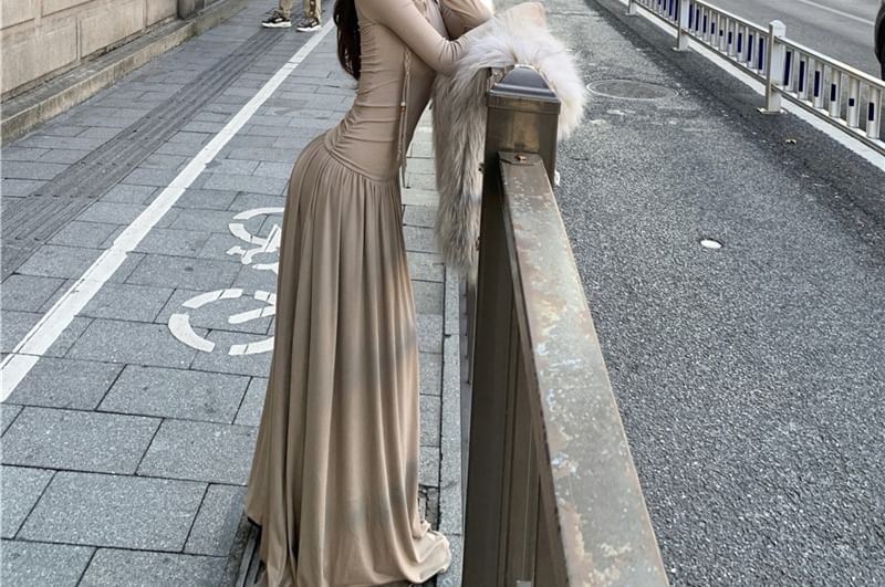 Long-Sleeve Off Shoulder Plain Maxi A-Line Dress