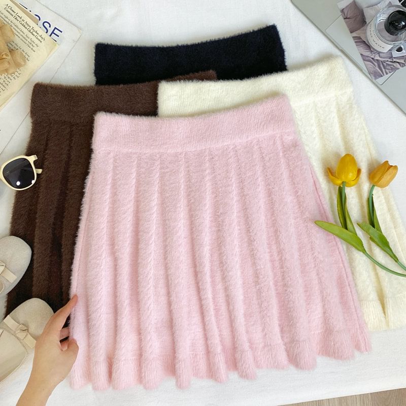 Knit Mid-Waist Solid Mini Skirt
