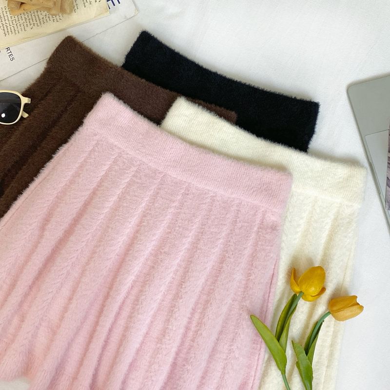 Knit Mid-Waist Solid Mini Skirt